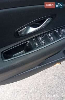 Универсал Renault Megane 2010 в 