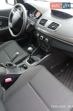 Универсал Renault Megane 2010 в 