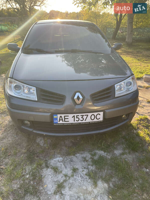 Седан Renault Megane 2007 в Днепре