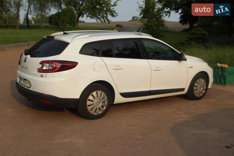 Универсал Renault Megane 2010 в Житомире фото 6 Универсал Renault Megane 2010 в Житомире