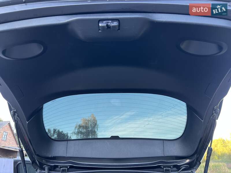 Универсал Renault Megane 2010 в Ромнах фото 37 Универсал Renault Megane 2010 в Ромнах