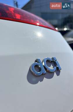 Хэтчбек Renault Megane 2014 в 