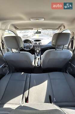 Хэтчбек Renault Megane 2014 в 