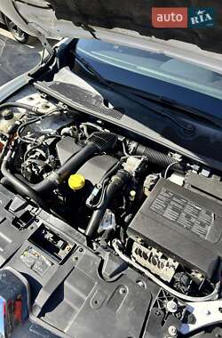 Хэтчбек Renault Megane 2014 в 