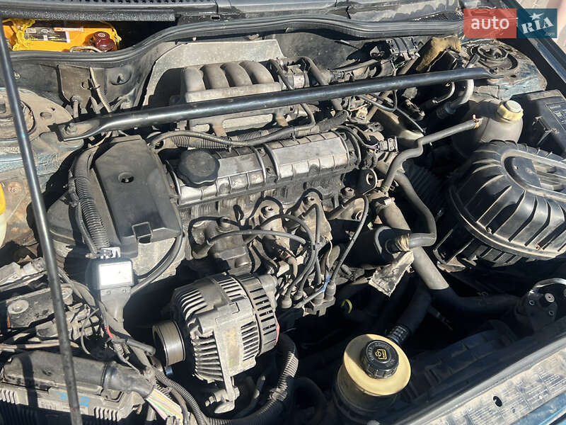 Хэтчбек Renault Megane 1996 в Киеве