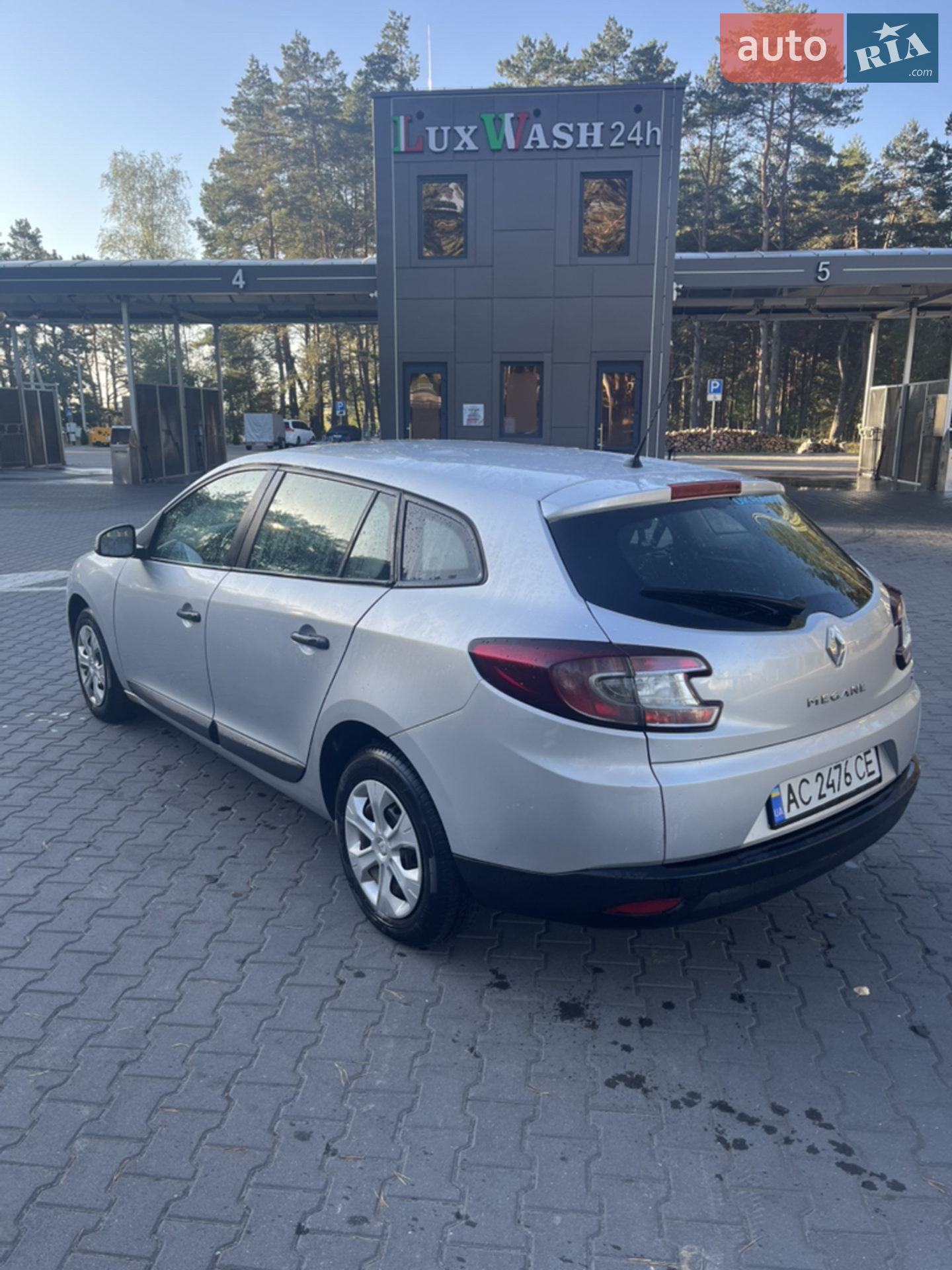 2010 Renault Megane - мініатюра 2