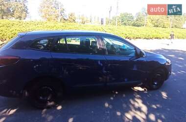Универсал Renault Megane 2010 в 