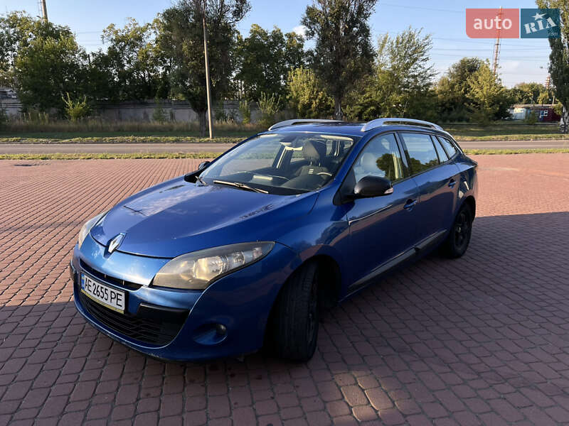 Універсал Renault Megane 2011 в Кам'янському
