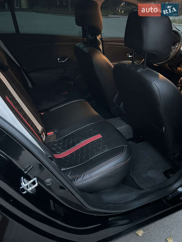 Універсал Renault Megane 2013 в Чернігові