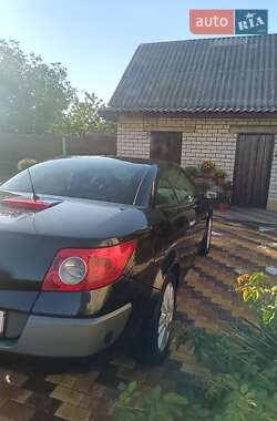 Кабриолет Renault Megane 2008 в  фото 8 Кабриолет Renault Megane 2008 в