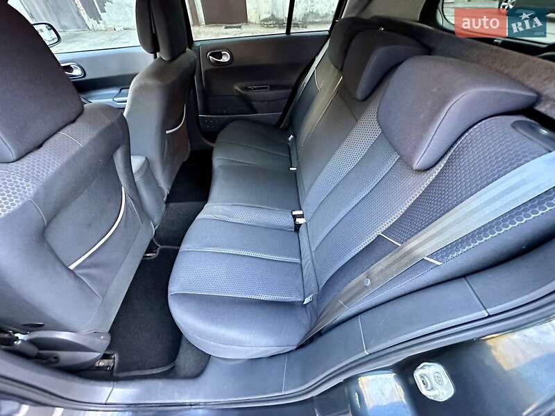 Хэтчбек Renault Megane 2004 в Виннице фото 15 Хэтчбек Renault Megane 2004 в Виннице