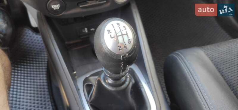 Купе Renault Megane 2010 в Староконстантинове