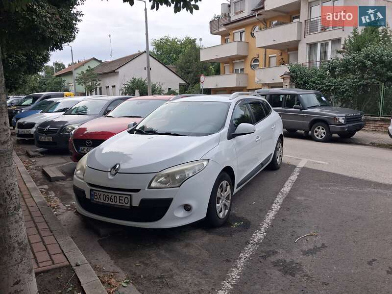 Универсал Renault Megane 2010 в Вилке фото 2 Универсал Renault Megane 2010 в Вилке
