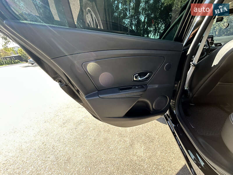 Универсал Renault Megane 2015 в Борисполе фото 41 Универсал Renault Megane 2015 в Борисполе