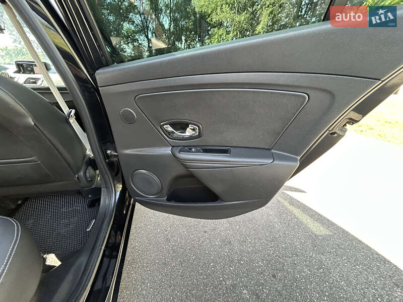 Универсал Renault Megane 2015 в Борисполе фото 43 Универсал Renault Megane 2015 в Борисполе