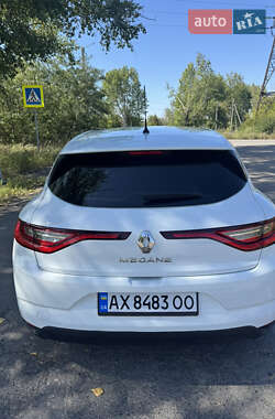 Хэтчбек Renault Megane 2018 в 