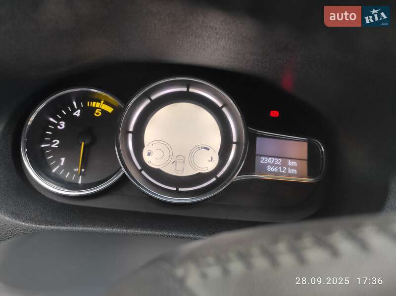 Универсал Renault Megane 2015 в Ивано-Франковске фото 15 Универсал Renault Megane 2015 в Ивано-Франковске