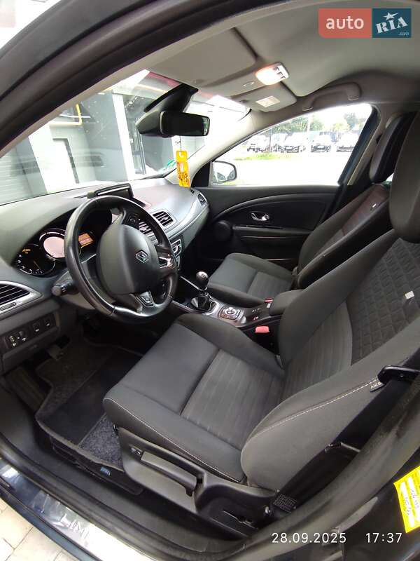 Универсал Renault Megane 2015 в Ивано-Франковске фото 19 Универсал Renault Megane 2015 в Ивано-Франковске