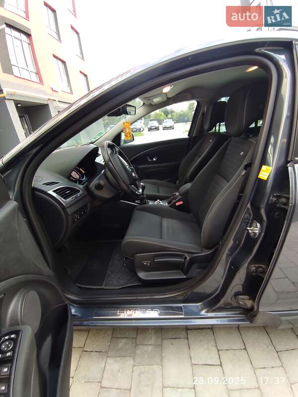 Универсал Renault Megane 2015 в Ивано-Франковске фото 21 Универсал Renault Megane 2015 в Ивано-Франковске