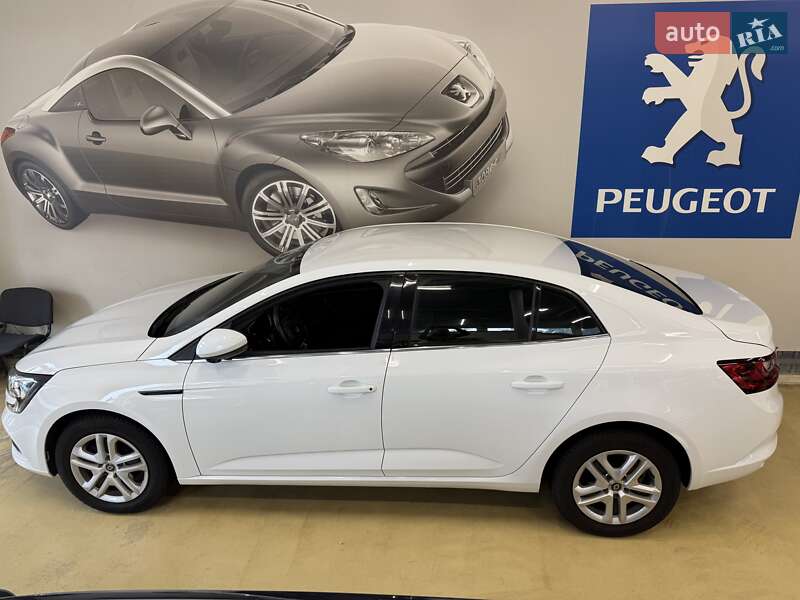 Седан Renault Megane 2020 в Киеве фото 7 Седан Renault Megane 2020 в Киеве