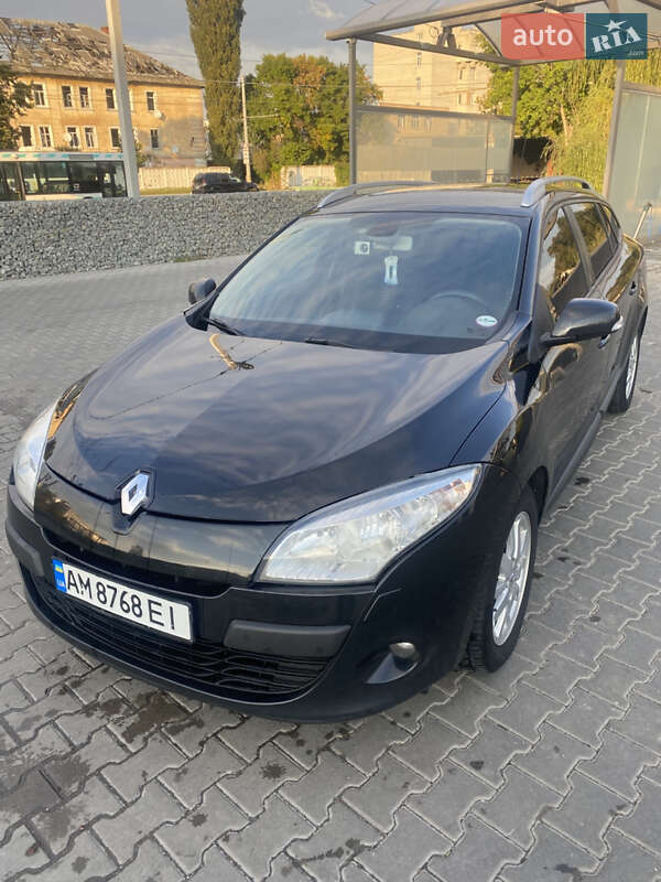 Универсал Renault Megane 2011 в Житомире фото 3 Универсал Renault Megane 2011 в Житомире