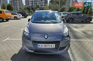 Универсал Renault Megane 2011 в 