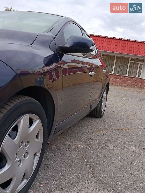Хэтчбек Renault Megane 2010 в Полтаве