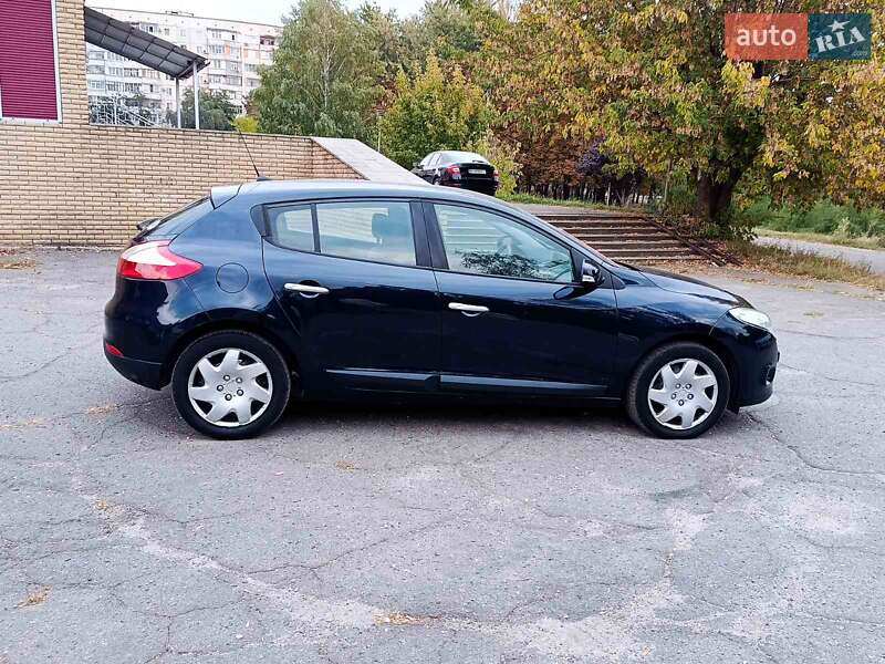 Хэтчбек Renault Megane 2010 в Полтаве