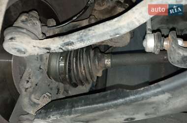 Хэтчбек Renault Megane 2010 в 