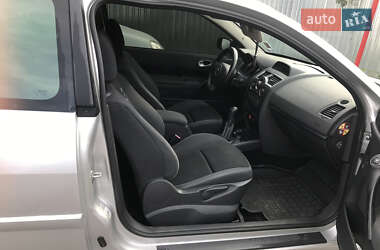 Купе Renault Megane 2008 в 