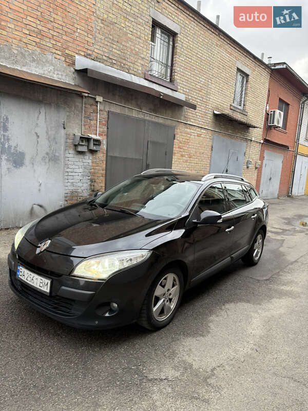 Універсал Renault Megane 2011 в Києві фото 6 Універсал Renault Megane 2011 в Києві