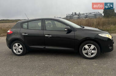 Хэтчбек Renault Megane 2009 в 