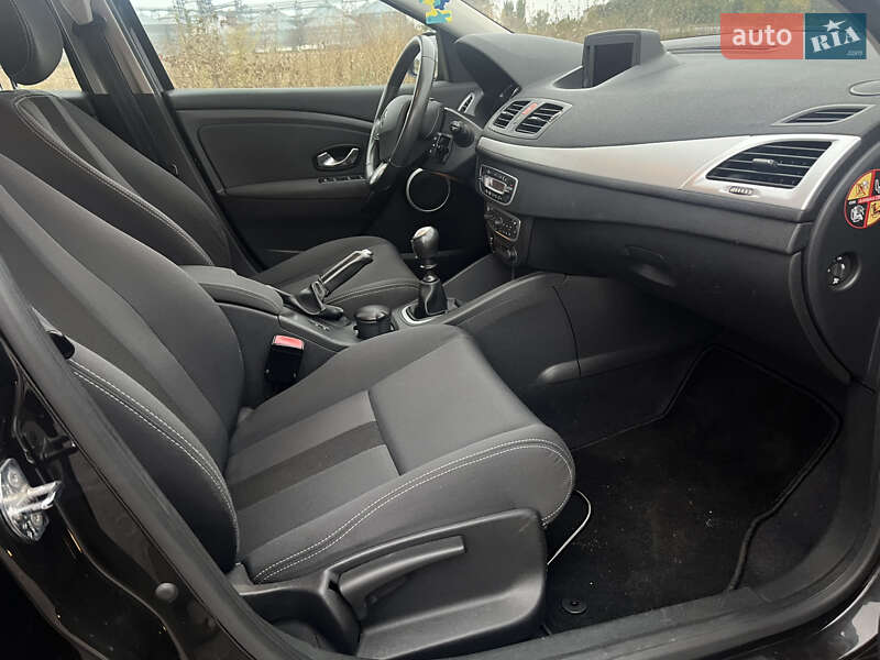 Хэтчбек Renault Megane 2009 в Сумах фото 20 Хэтчбек Renault Megane 2009 в Сумах
