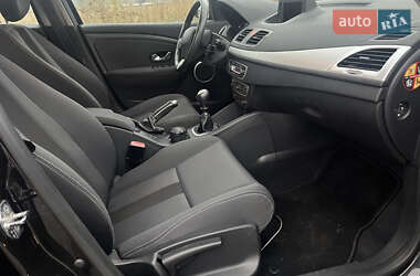 Хэтчбек Renault Megane 2009 в 
