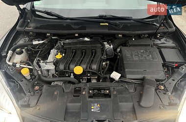 Хэтчбек Renault Megane 2009 в 