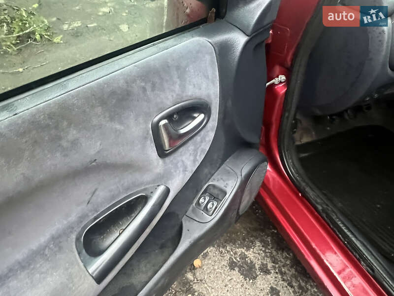 Седан Renault Megane 2002 в Белой Церкви