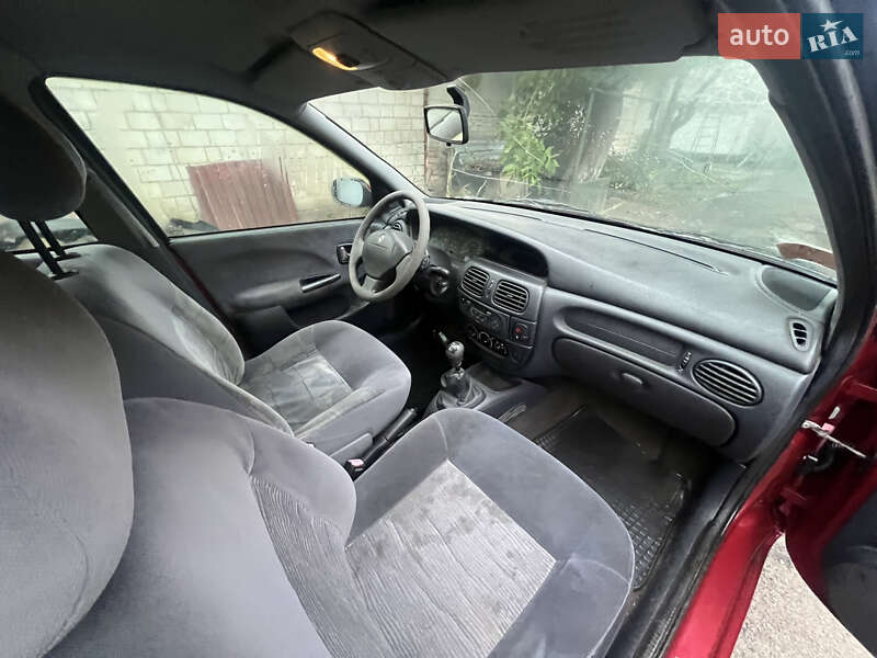Седан Renault Megane 2002 в Белой Церкви