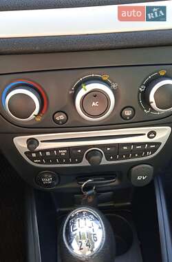 Универсал Renault Megane 2011 в 