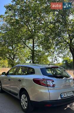 Универсал Renault Megane 2011 в 