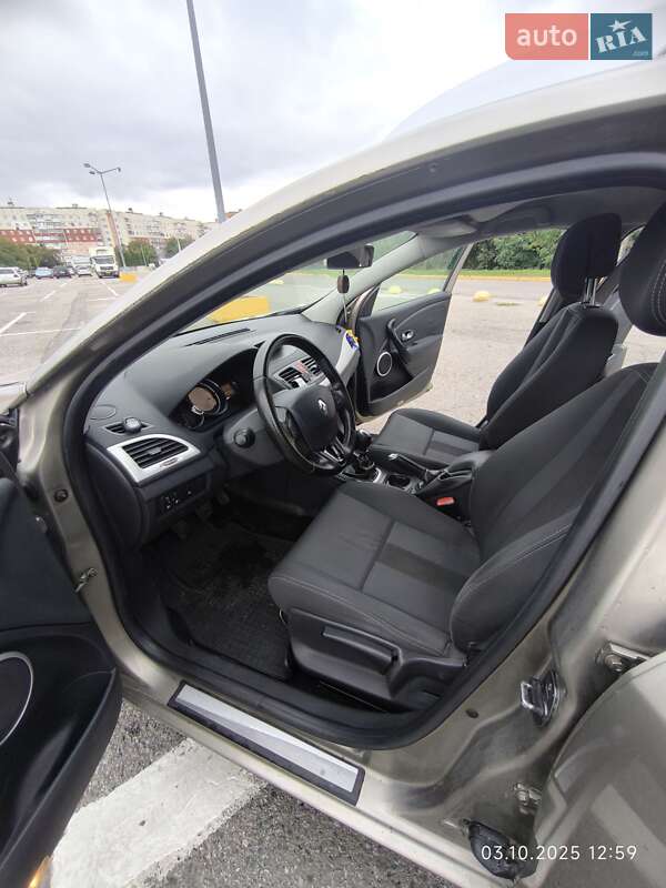 Универсал Renault Megane 2011 в Черновцах