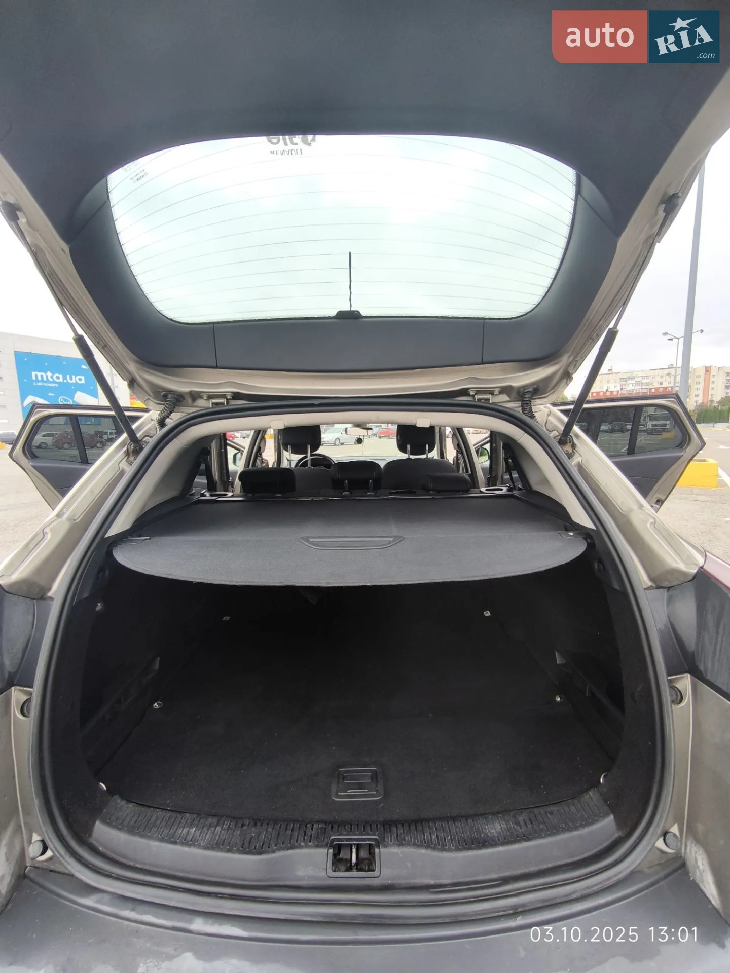2011 Renault Megane - мініатюра 21