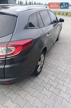 Универсал Renault Megane 2011 в 