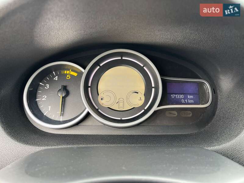 Универсал Renault Megane 2011 в Ужгороде фото 15 Универсал Renault Megane 2011 в Ужгороде