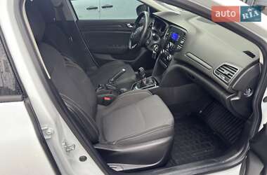 Седан Renault Megane 2020 в 