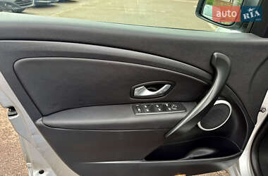 Хэтчбек Renault Megane 2009 в 