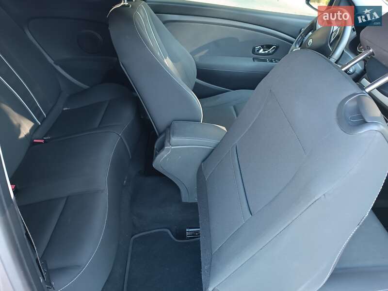 Купе Renault Megane 2012 в Киеве фото 14 Купе Renault Megane 2012 в Киеве