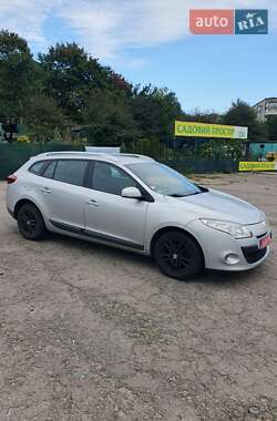 Универсал Renault Megane 2011 в 