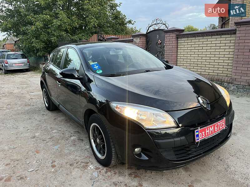 Хетчбек Renault Megane 2010 в Охтирці фото 21 Хетчбек Renault Megane 2010 в Охтирці