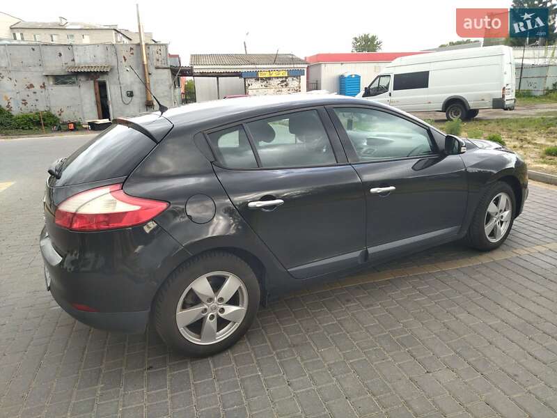 Хэтчбек Renault Megane 2009 в Мироновке