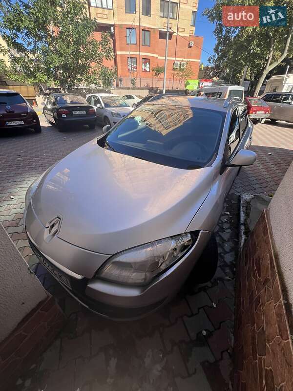 Хэтчбек Renault Megane 2012 в Одессе